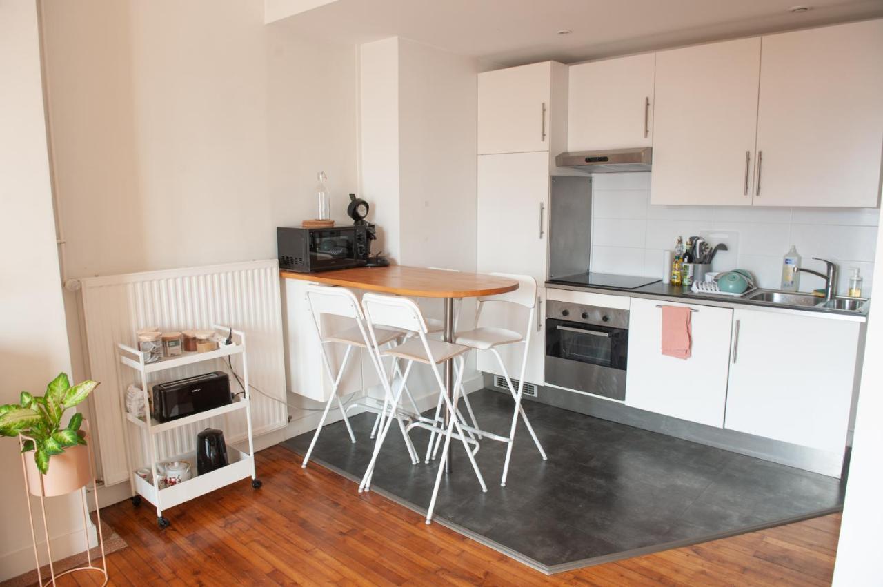 Appartement Spacieux Avec Balcon Et Parking Brest Ngoại thất bức ảnh